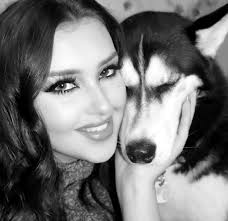 Anuko The Husky's Famous Frown Is Helping His Owner Fund Her Medical  Training