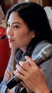 Wakil Menteri Angela Tanoesoedibjo mengunjungi @bobobox_id di Cikole,  Bandung. bangga dengan progress Bobobox yang berhasil meningkatkan performa  selama pandemi. Dengan inovasi pods, cabin dan jg ...