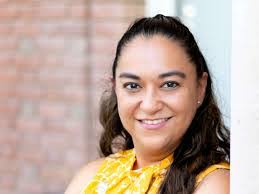 Elizabeth Scranton's Instagram, Twitter & Facebook