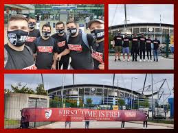 Printre echipele care activează în liga 1 în ultimii ani se numără: Emanuel Rosu On Twitter Made An Entire Stand Show A Message About Dinamo Doar Dinamo Bucuresti Just Dinamo Bucharest After I Posted The Images On Twitter The Story Got