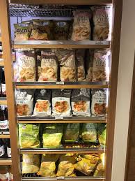 A case study describing how the ttsh transformed their outpatient pharmacy model. Tan Tock Seng Medical Centre Central Singapore Health Store Happycow