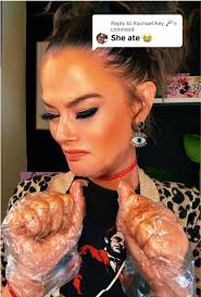 Replying to @Rachael Key 🗝️ BLIND GIRL DYES PONY TAIL HAIR EXTENSION BLACK  #Blind #BlindHair #Hair #Extentions #AbilityMom #HairColor #fyp