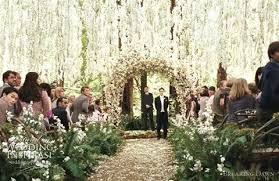Thedailyglam Com Breaking Dawn Wedding Twilight Wedding Bella And Edward Wedding