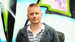 Patrick ness (1971) received recognition as a british american book writer, lecturer, screenwriter and journalist. Patrick Ness I Have Written The Sort Of Book I Would Have Liked As A Teenager