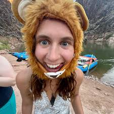 Next up for our staff highlights is the absolutely JAUNTY JULIA 🩷🥚🦁  Hometown: Grand Rapids, Michigan School: Pitzer Senior! EA and Sociology  Hobbies: consuming eggs in their multitude of expressions/embodiment, also  writing