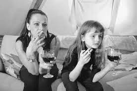 7 Crazy Reasons Moms Fired Their Bad Babysitters | Cafemom.com