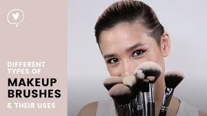 This makeup brush comes with a dual angle, with one side having a spooled brush and angled side on one end. 14 Different Types Of Makeup Brushes And Their Uses Beauty Guide