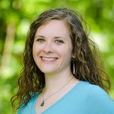 Jewish Chicago and YLD present 2022 36 Under 36 Honoree : Shoshana Frank