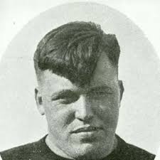 Mucks_Arlie_portrait_300w400h_60q.jpg?width=400&height=400&mode=crop&anchor=topcenter&format=jpg&quality=80