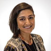 Prachi Dave's Instagram, Twitter & Facebook