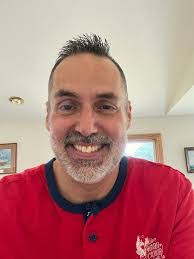 Darin Collier's Instagram, Twitter & Facebook