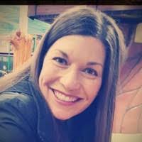 Laura Herrell's Instagram, Twitter & Facebook