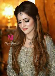 Well, that long gone are the days when women could only wear bulky hair, voluminous wigs, which, according to some information, sometimes mice were got !!! 400 Hair Styling Ideas In 2021 Pakistani Bridal Pakistani Bride Hair Styles
