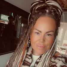 Love Nails & Hair Extensions