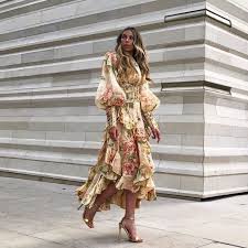 Les mariages civils permettent de laisser libre cours à votre imagination et de vivre une cérémonie unique. 16 Robes De Temoin De Mariage A Porter Le Jour J Elle