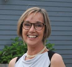 Elaine Stiles's Instagram, Twitter & Facebook