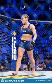 Valentina shevchenko dominates jessica andrade en route to tko victory 'bullet' remains one of the best the fighters on the planet after an incredible performance in. Jessica Eye Vor Ihrem Kampf Gegen Valentina Shevchenko Redaktionelles Stockfotografie Bild Von Illinois Kunste 150191097