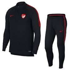 Türkçe sondan eklemeli bir dil olduğu için ekler türkçedeki en önemli dil yapılarındandır. Turkije Trainingspak 2018 2019 Kopen Nike Trainingspakken Landen