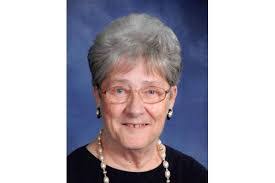 Rose Gilbertson's Instagram, Twitter & Facebook