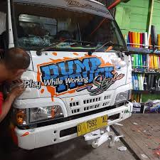 Gambar 10 meme ekspresi lo dijamin bakal bikin kamu bilang sumber : Bimajayadesign Dump Truck Style Cutting Sticker Facebook