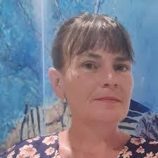 Paula Hamblin's Instagram, Twitter & Facebook