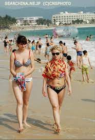 ヌードの水泳客だらけの海岸 賛成29％－海南島 (2008年7月5日) - エキサイトニュース