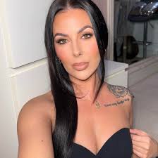 I was going to attempt to do my own makeup for my wedding as I wear very  little