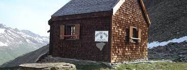 Die fidelitashütte (2.883 meter seehöhe) ist eine selbstversorgerhütte, die unterschlupf im hochgebirge der ötztaler alpen gewährt. Fidelitas 2 883 M Otztaler Alpen Tirol