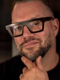 Alex Agnew brengt nieuwe voorstelling Wake Me Up When It's Over