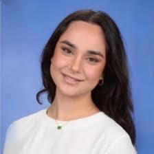 Claire Iannelli's Instagram, Twitter & Facebook