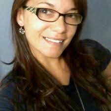 Leslie Swank's Instagram, Twitter & Facebook