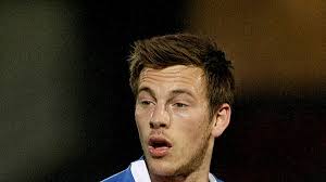 Wimbledon bring in Porter