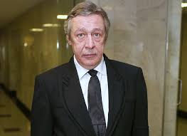 От четырех жен у него есть дети. Advokat Mihaila Efremova Zayavil O Gotovnosti Aktera Usynovit Detej Iz Semi Pogibshego V Dtp Sergeya Zaharova Hello Russia