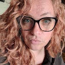 Kristen Morrill's Instagram, Twitter & Facebook