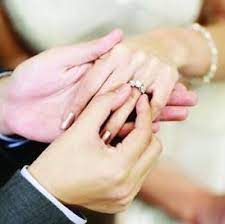 Everything You Must Know About Engagement Or Wedding Ring Allergy Wedding Rings Three Stone Engagement Rings Wedding Rings For Women
