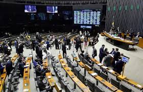 Conﬁra a matéria na íntegra e mais notícias na exame! Camara Aprova Votacao Virtual De Projetos Durante Crise Do Novo Coronavirus Politica G1