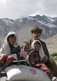 Afghanistan president ashraf ghani on monday blamed the united states' sudden decision to withdraw its troops for the rapid collapse of security in the country as taliban forces close in on. Was Bedeutet Der Krieg Fur Die Menschen In Afghanistan Frieden Fragen