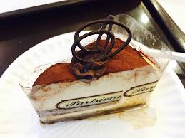 It includes baking powder and vegetable oil, but the eggs are separated and the whites are beaten before being folded into the batter, creating the rich flavor like an oil cake, but with a lighter texture that is more like a sponge cake. Cafe Zaiya Food Lover Girl