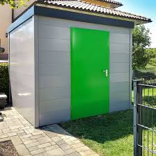 Bunt Geht Auch Unser S 1 Geratehaus Hier Auf Kundenwunsch Mit Grasgruner Ture Geratehaus Gartenhau In 2020 Eingang Uberdachung Eingangsuberdachung Mulltonnenbox