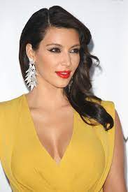 Pin De Maria Huerta En Face Beat Maquillaje Para Vestidos Amarillos Peinados Laterales Vestido Amarillo
