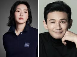 Kim Go Eun And Hwang Jung Min Win Big At 45th Blue Dragon Film Awards