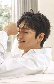 Honey eyes (kkulnunbit) and honey young boy (kkuldongja). Lee Min Ho Fb Update 20191204 20191204 Update Leemin Lee Min Lee Min Ho Celebridades Coreanas