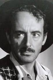 Arturo Marcos's Instagram, Twitter & Facebook