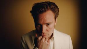 Jacob Douglas släpper nya singeln “Idioter”