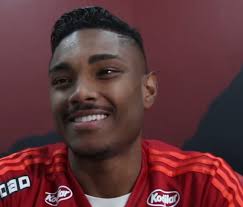 Neymar and vitinho during training session 15.7.2017. Vitinho Supera Ansiedade E Projeta Jogo Mais Importante Do Ano Para O Flamengo Esportes Home