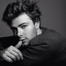 Aidan Chase (@aidanthechase)