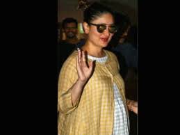 Kareena kapoor khan, who is expecting her first child in december, will soon shoot for a commercial soon. Kareena Kapoor Seven Months Pregnant Kareena Kapoor Spotted At Airport Kareena Kapoor New Pictures Filmibeat