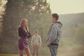 Aimee lou wood & connor swindells. Bild Zu Aimee Lou Wood Bild Aimee Lou Wood Connor Swindells Filmstarts De
