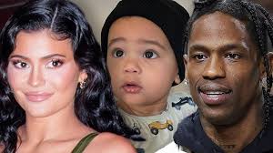 Kylie Jenner y Travis Scott solicitan cambiar legalmente el nombre de su  hijo a Aire : r/KUWTK