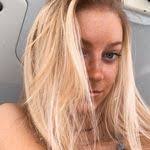 Kellie Holsborg's Instagram, Twitter & Facebook